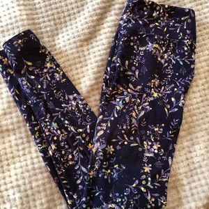 LULAROE legging! OS